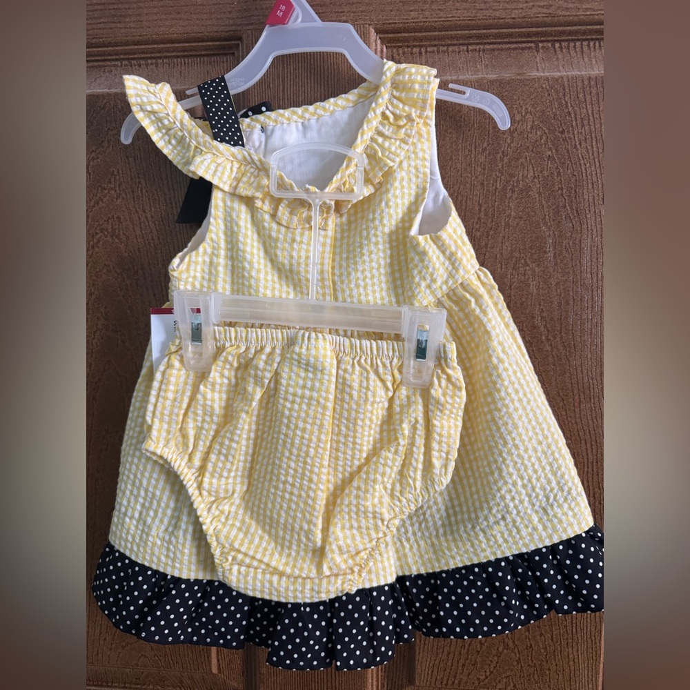 NWT Infant seer sucker dress. Adorable summer design! - Picture 2 of 3